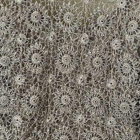 Carmen Marc Valvo Gorgeous Gold Floral Crochet Two Shirt Set **Sz Petite M**🌺🌺 - Picture 6 of 8